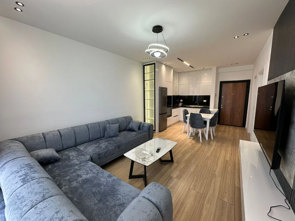Tirane, jepet me qera apartament 1+1 Kati 5, 68 m² 550 € (Astir)