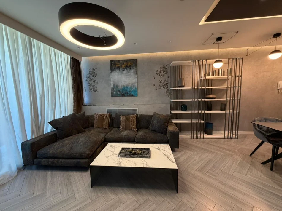 Tirane, shitet apartament 2+1 Kati 3, 105 m² 300.000 € (Don Bosko)