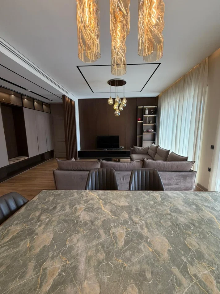 Tirane, shitet apartament 2+1 Kati 6, 140 m² 450.000 € (Delijorgji)