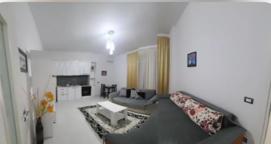 Tirane, jepet me qera apartament 1+1 Kati 3, 65 m² 500 € (Kopeshti Botanik)