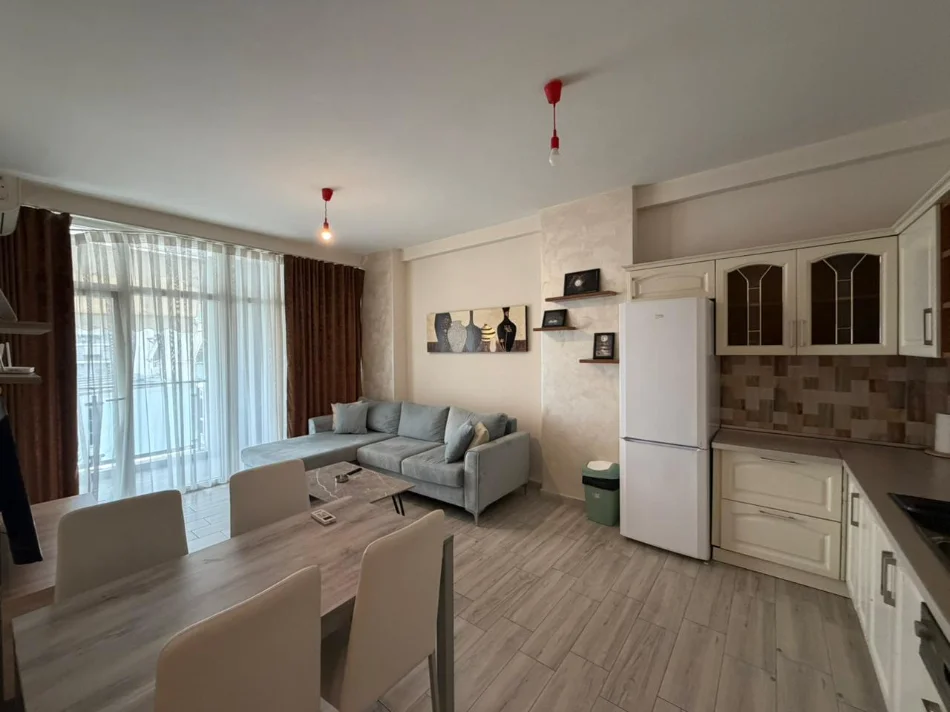Tirane, jepet me qera apartament 2+1 Kati 2, 100 m² (Komuna e Parisit)