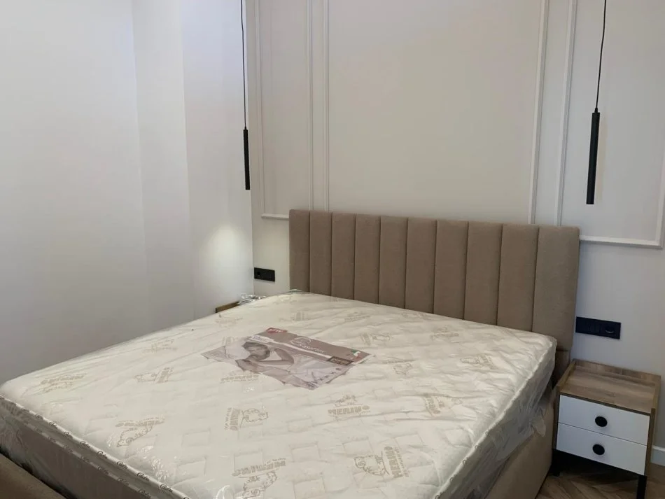 Tirane, jepet me qera apartament 1+1 Kati 1, 70 m² 800 € (Kodra e Diellit.)