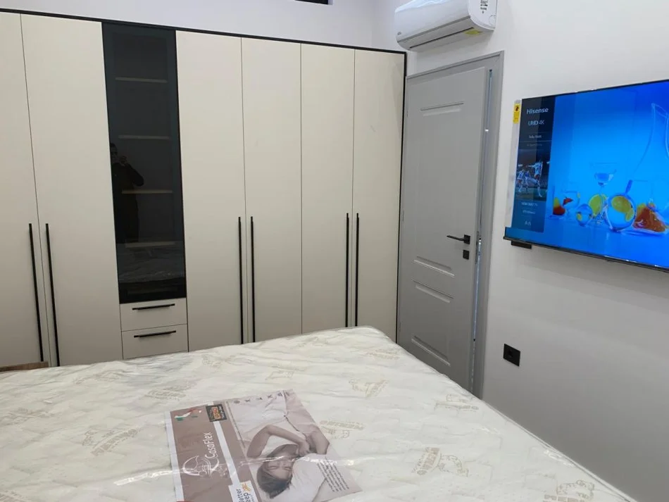 Tirane, jepet me qera apartament 1+1 Kati 1, 70 m² 800 € (Kodra e Diellit.)