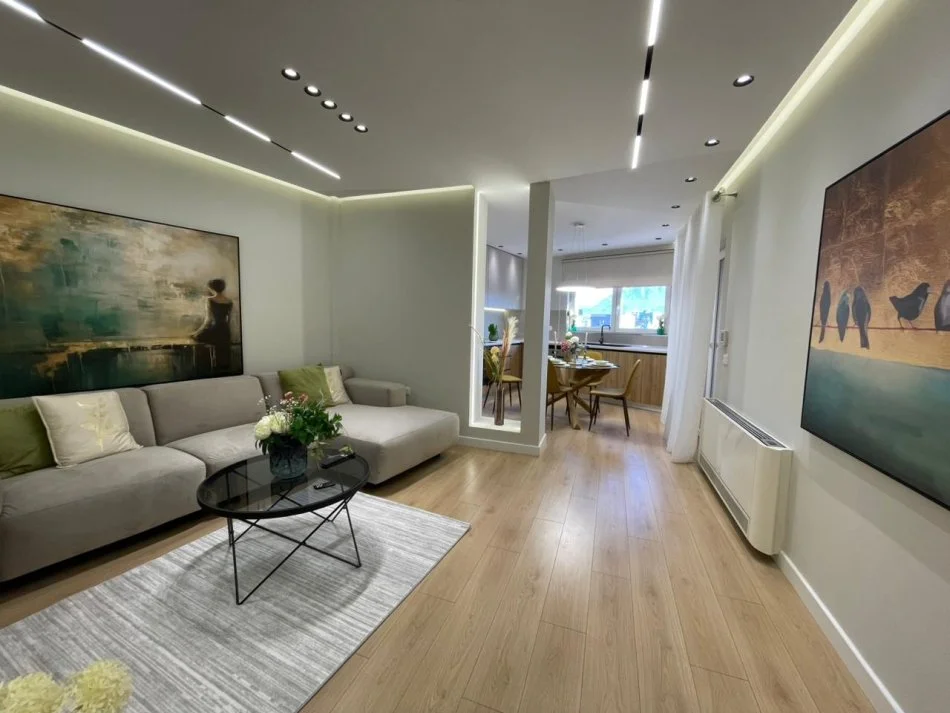 Tirane, shitet apartament 2+1 Kati 8, 116 m² (Zogu i Zi)