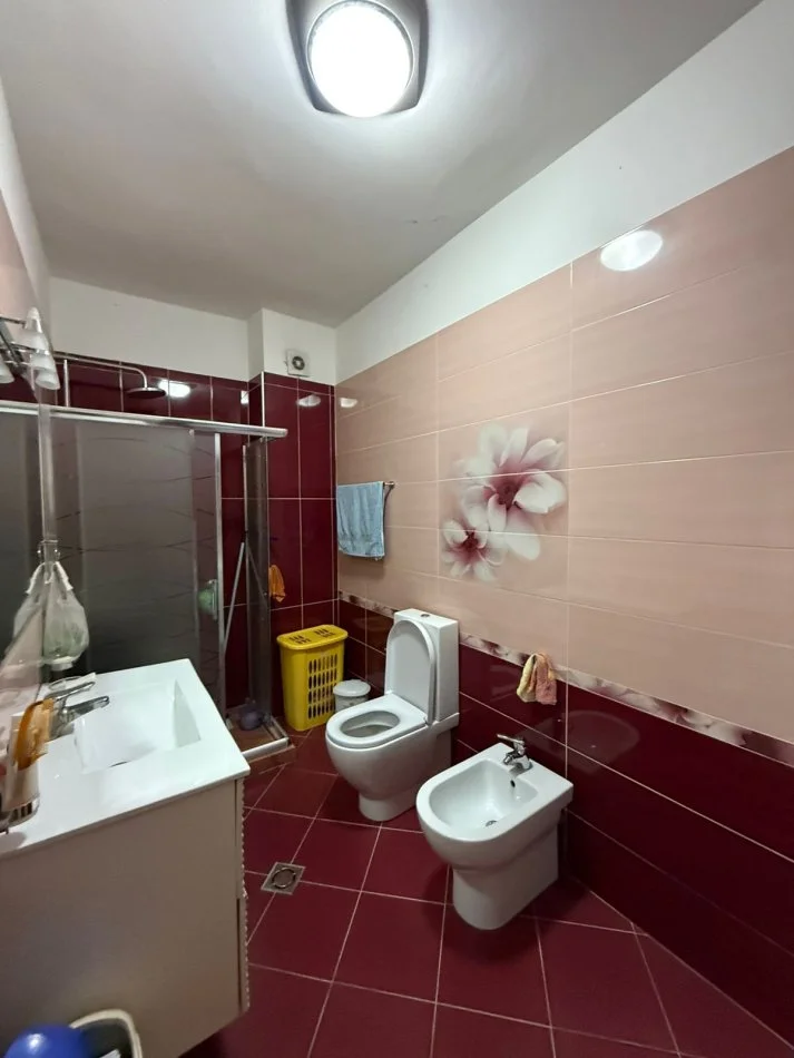 Tirane, shitet apartament 2+1 Kati 6, 98 m² 152.520 € (Astir.)