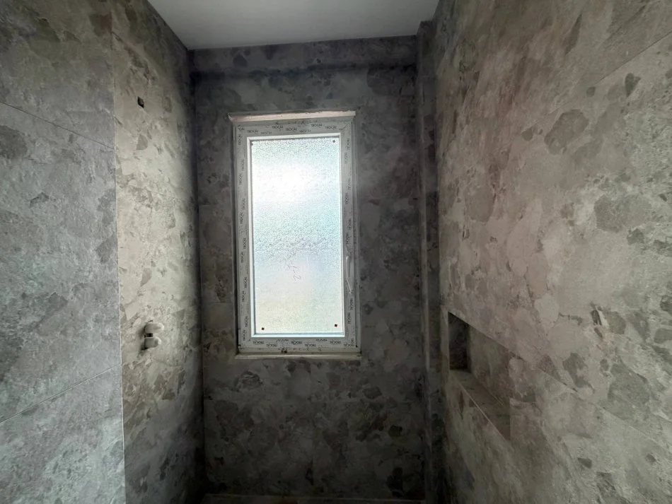 Tirane, shitet apartament 2+1 Kati 2, 109 m² 220.000 € (Oxhaku)