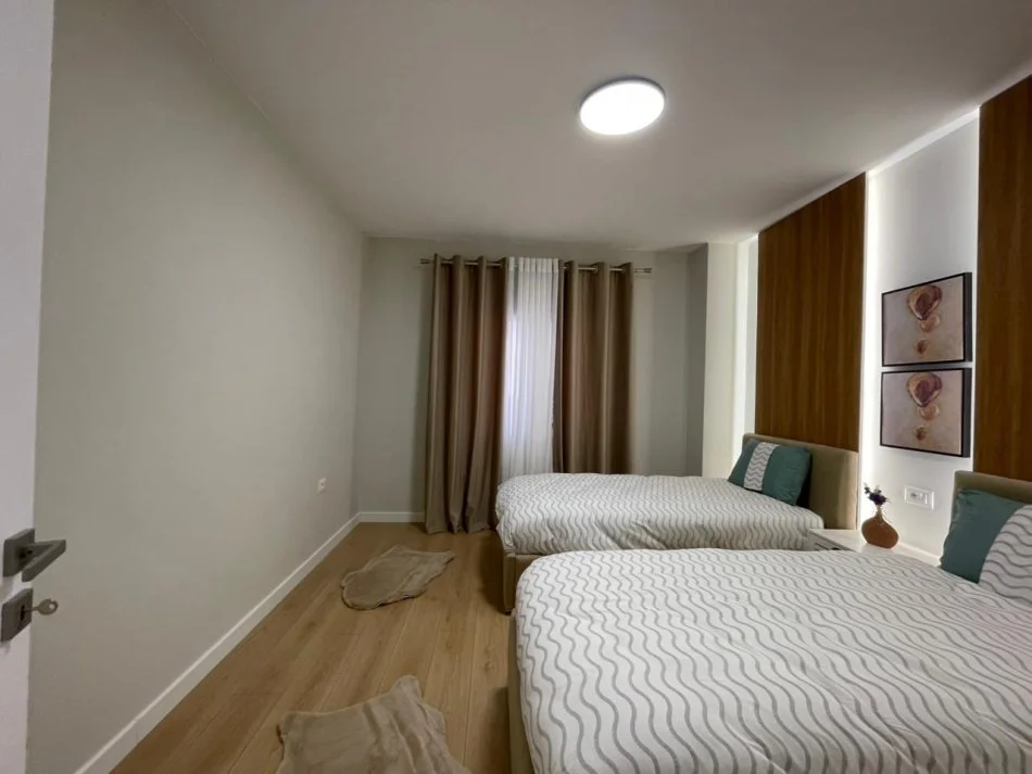 Tirane, shitet apartament 2+1 Kati 8, 116 m² (Zogu i Zi)