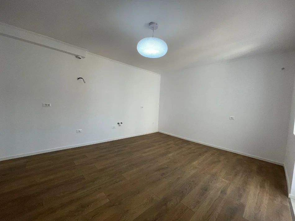 Tirane, shitet apartament 1+1 Kati 3, 50 m² 115.000 € (Tregu Elektrik)