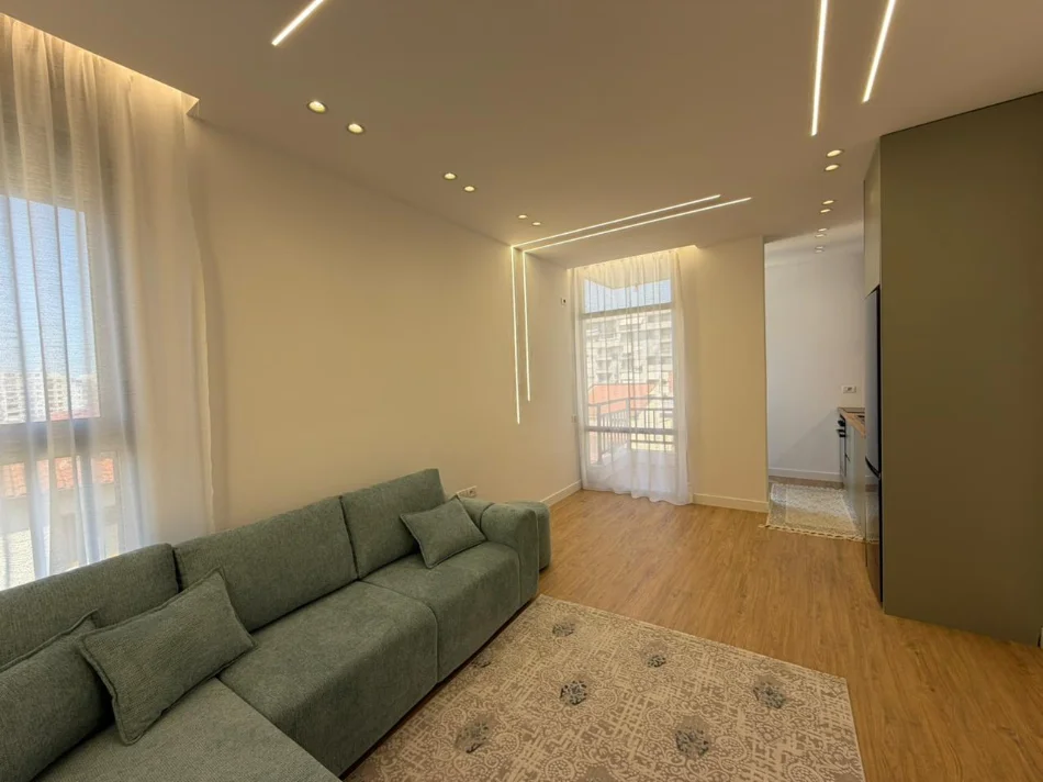 Tirane, shitet apartament 1+1 Kati 5, 55 m² 112.000 € (Astir / Vila L)