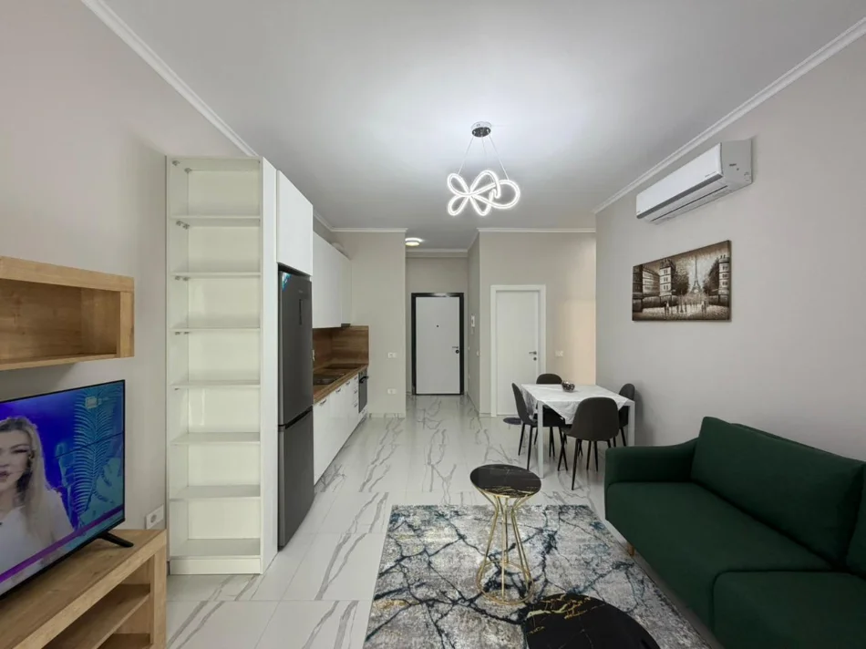 Tirane, jepet me qera apartament 1+1 Kati 2, 67 m² 500 € (Sauk)