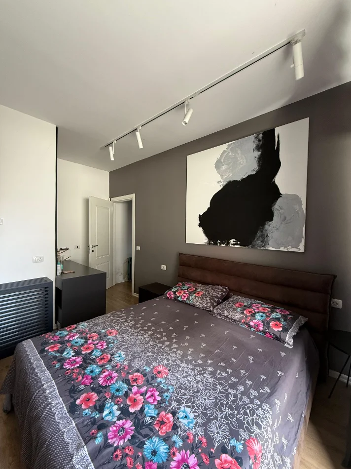 Tirane, shitet apartament 2+1 Kati 1, 104 m² 380.000 € (Rruga e Kosovareve.)