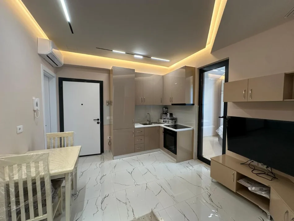 Tirane, jepet me qera apartament 1+1 Kati 2, 60 m² 450 € (Rruga e Dibres.)