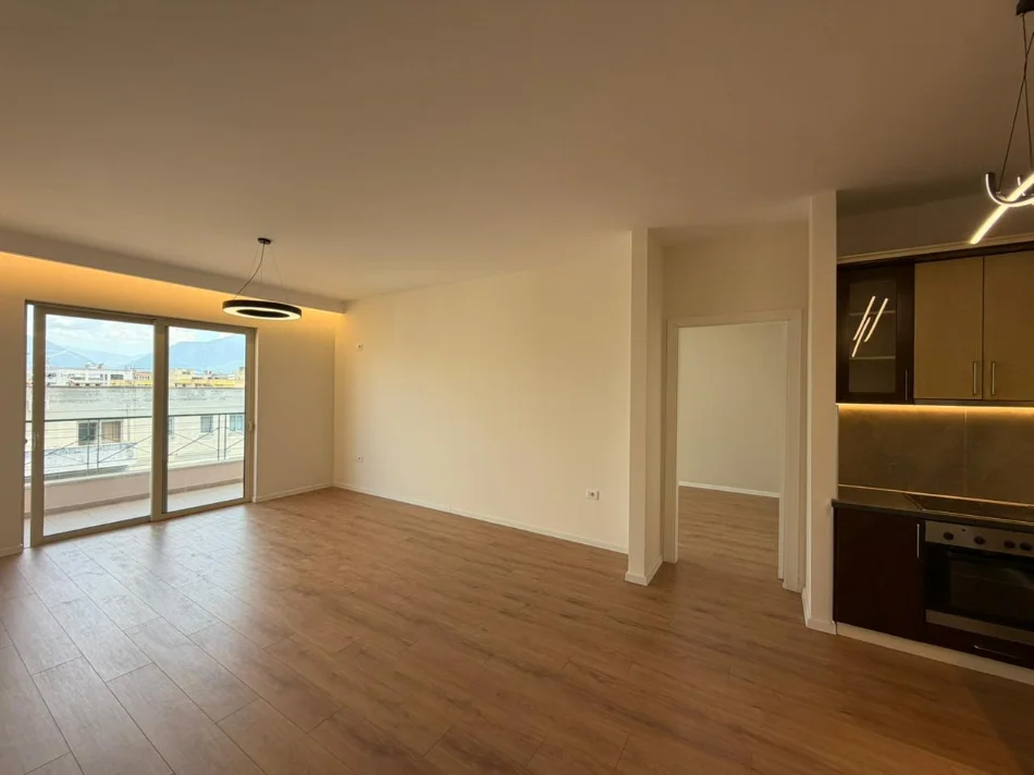 Tirane, shitet apartament 2+1 Kati 7, 108 m² 163.000 € (Astir)