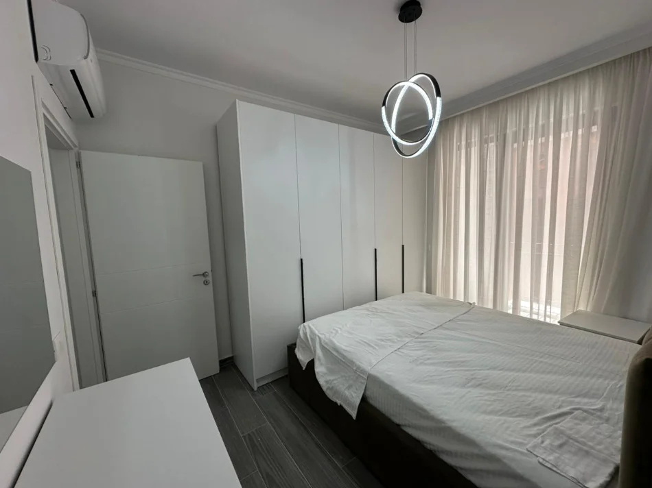 Tirane, jepet me qera apartament 1+1 Kati 2, 70 m² 500 € (Astiri)