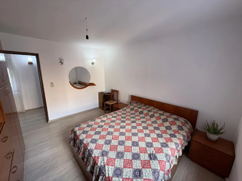 Tirane, shitet apartament 2+1 Kati 5, 82 m² 139.000 € (Brryli)