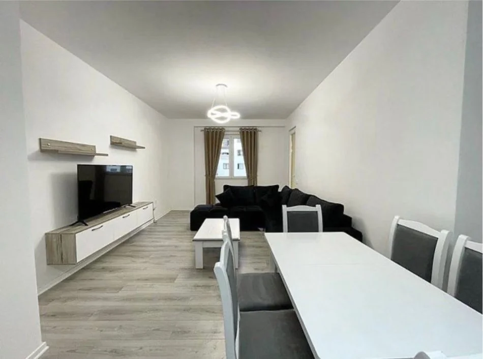 Tirane, jepet me qera apartament 2+1 Kati 4, 106 m² 550 € (Tek Grand Gallery ne Yzberisht)