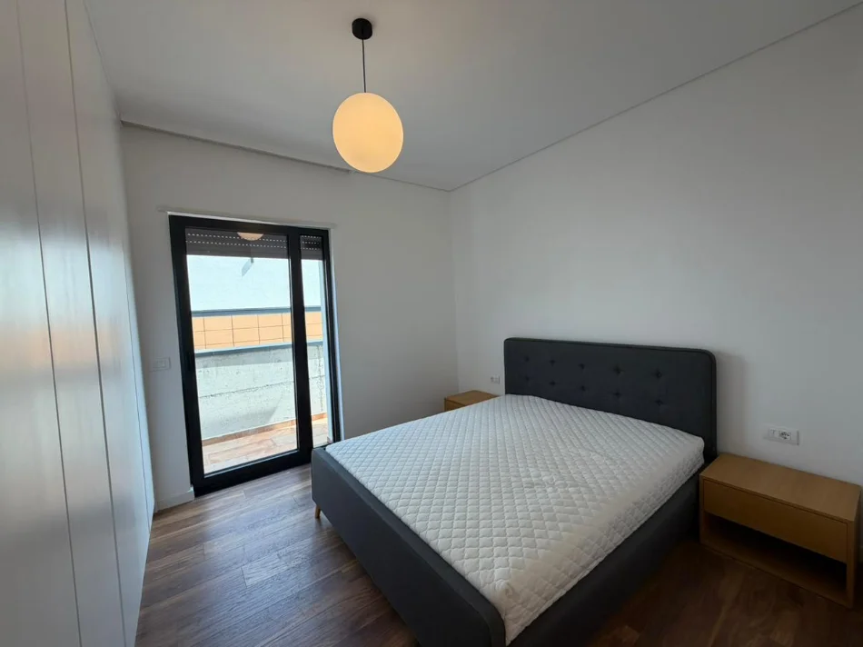 Tirane, jepet me qera Vile Vile 2 Katshe Kati 0, 610 m² 3.400 € (Mullet)