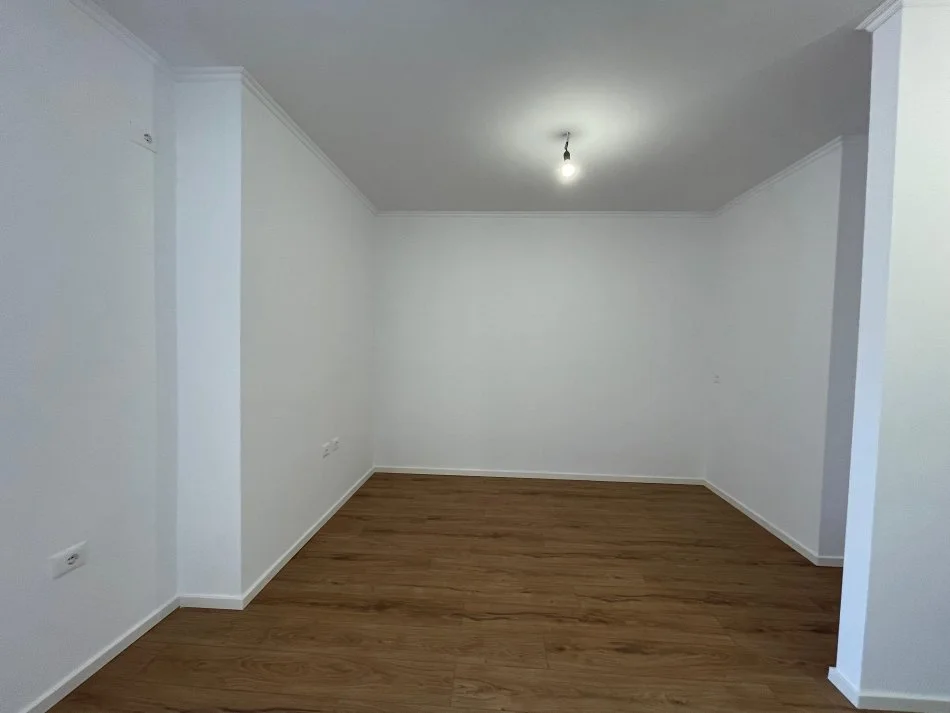 Tirane, shitet apartament 1+1+Ballkon Kati 7, 53 m² 115.000 € (PALLATI ME SHIGJETA)