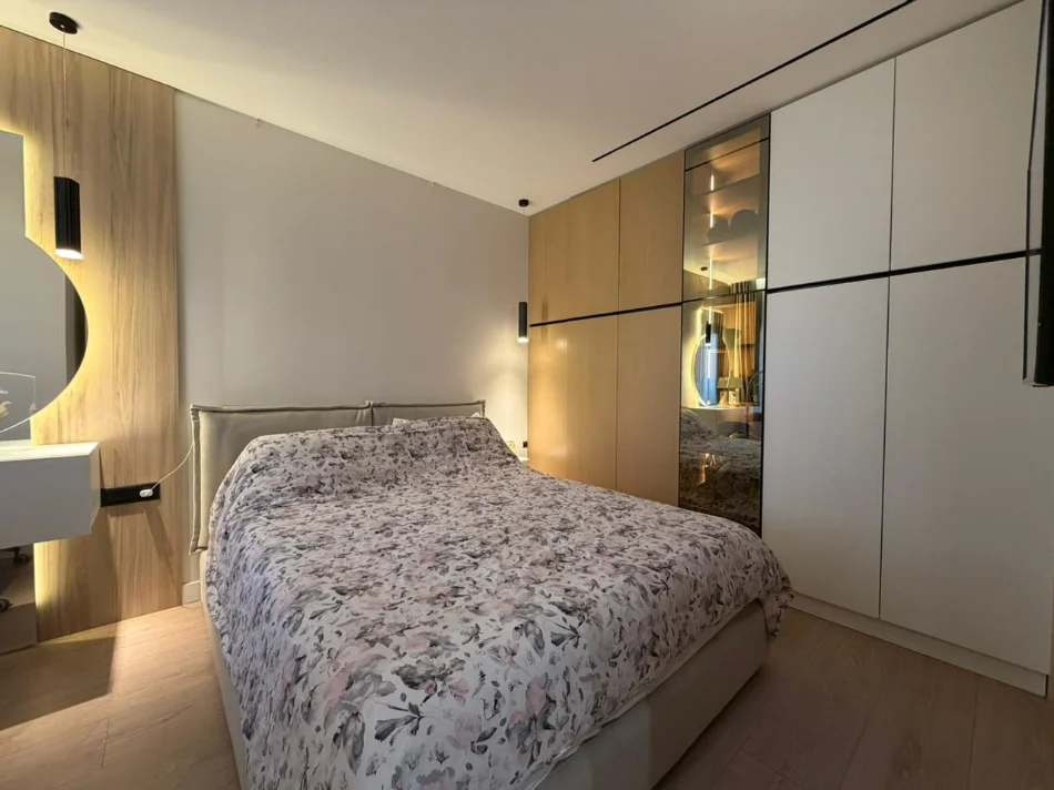 Tirane, shitet apartament 2+1 Kati 9, 90 m² 185.000 € (Kompleksi Golden Park.)