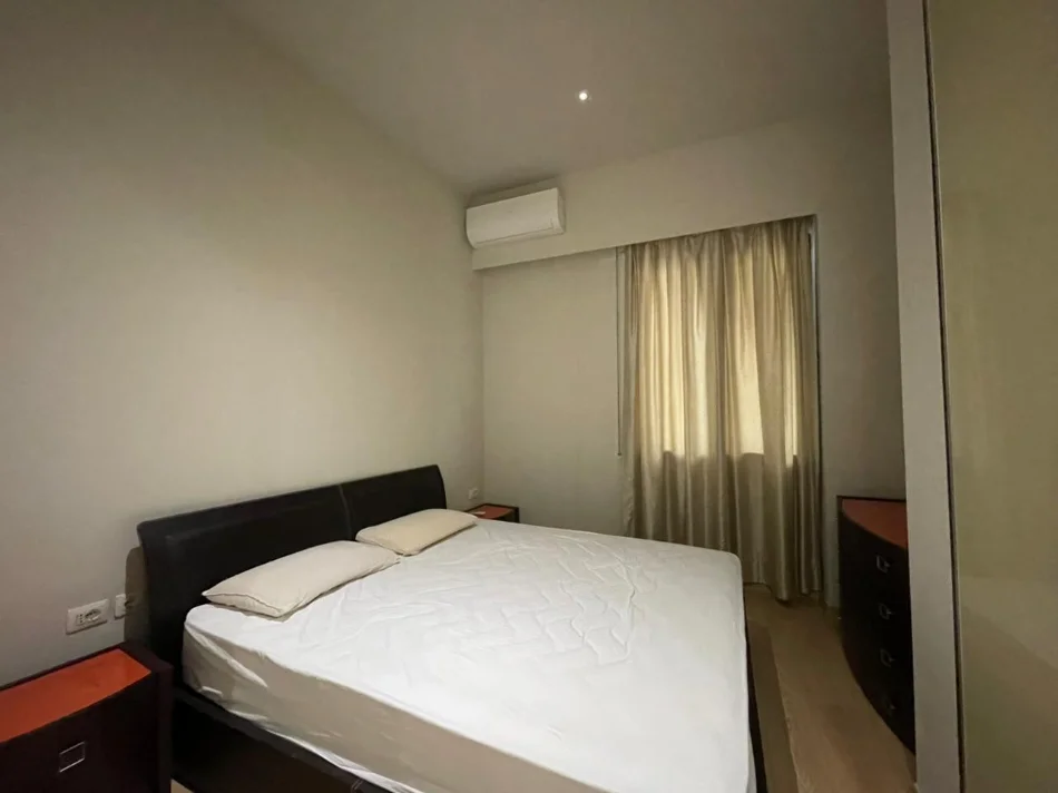 Tirane, shitet apartament 3+1 Kati 1, 150 m² 320.000 € (Liqeni i Thate)