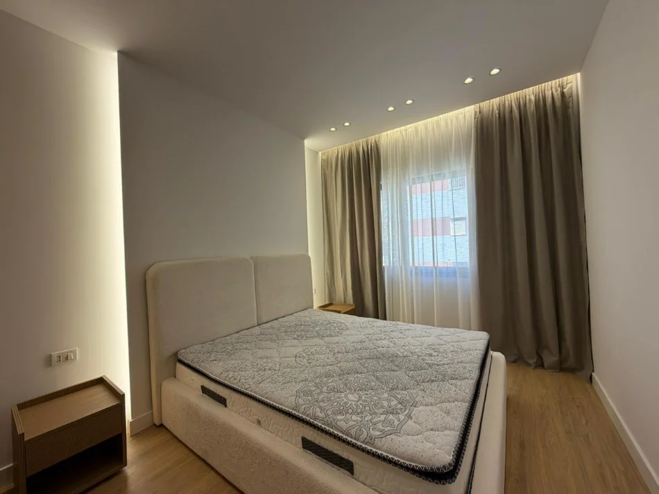 Tirane, shitet apartament 1+1 Kati 5, 55 m² 112.000 € (Astir/Vila L)