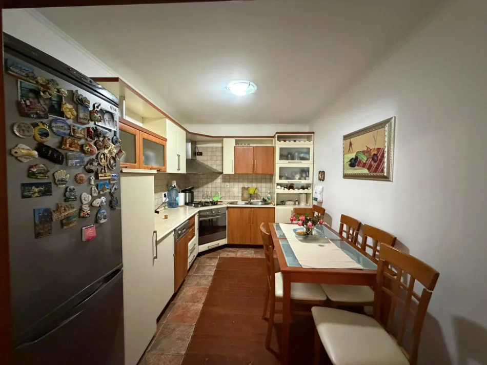 Tirane, shitet apartament 3+1 Kati 5, 115 m² 207.000 € (Myslym Shyri)