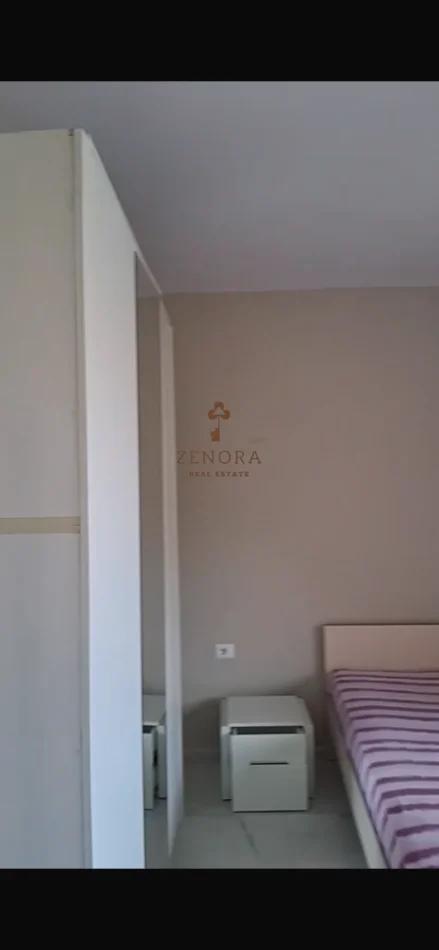 Tirane, jepet me qera apartament 3+1+Ballkon Kati 1, 134 m² 550 € (Rruga e Elbasanit)
