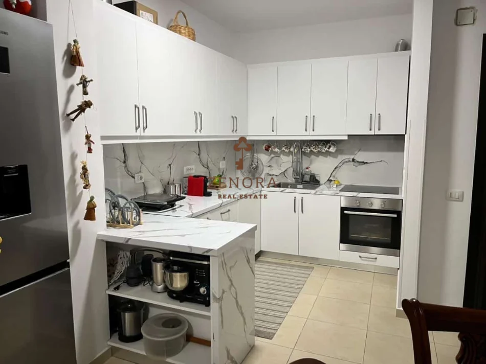 Sarande, shitet apartament 2+1+Aneks+Ballkon , 100 m² 300.000 € (Porti Sarande)