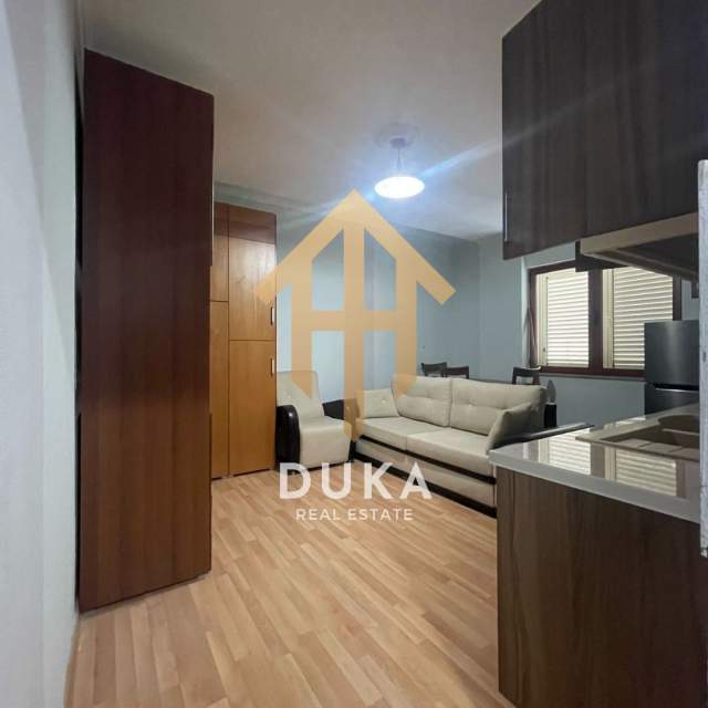 Tirane, jepet me qera apartament 1+1+BLK Kati 4, 65 m² 400 Euro (Ali Demi)