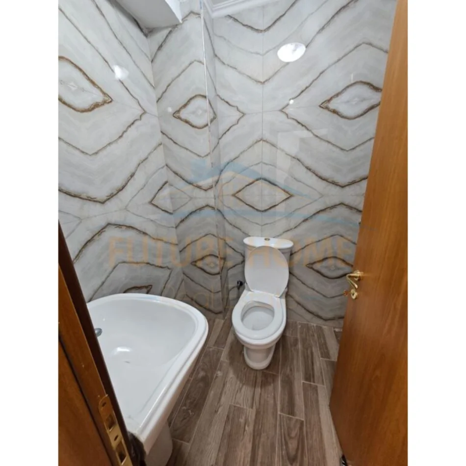 Tirane, shitet apartament 2+1 Kati 1, 83 m² 96.000 € (Fresk)