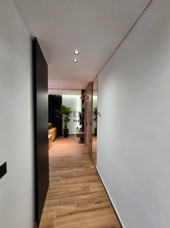 Sarande, shitet apartament 1+1+Ballkon , 58 m² 175.000 € (Rruga Adem Sheme)