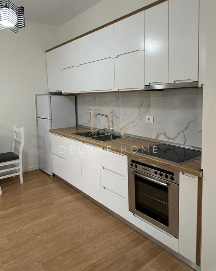 Tirane, jepet me qera apartament 1+1 Kati 4, 66 m² 500 € 
