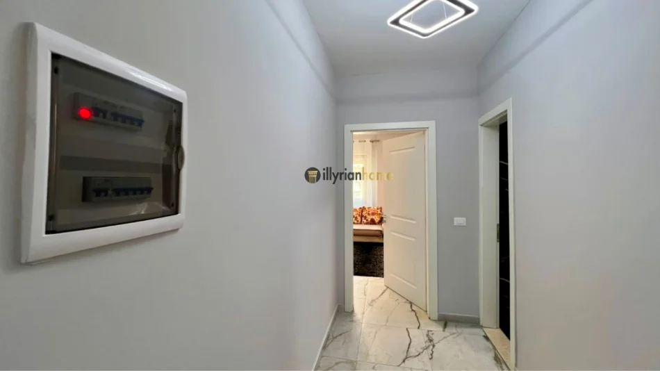 Tirane, jepet me qera apartament 1+1 Kati 3, 74 m² 700 € (Shkolla e Baletit)