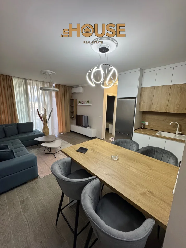 Tirane, jepet me qera apartament 2+1 Kati 7, 105 m² 750 € (Don Bosko)