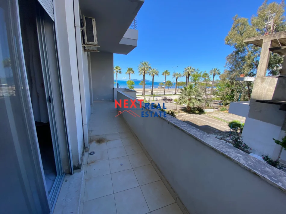 JEPET ME QERA AFATGJATE APARTAMENT 2+1 NE LUNGOMARE, VLORE