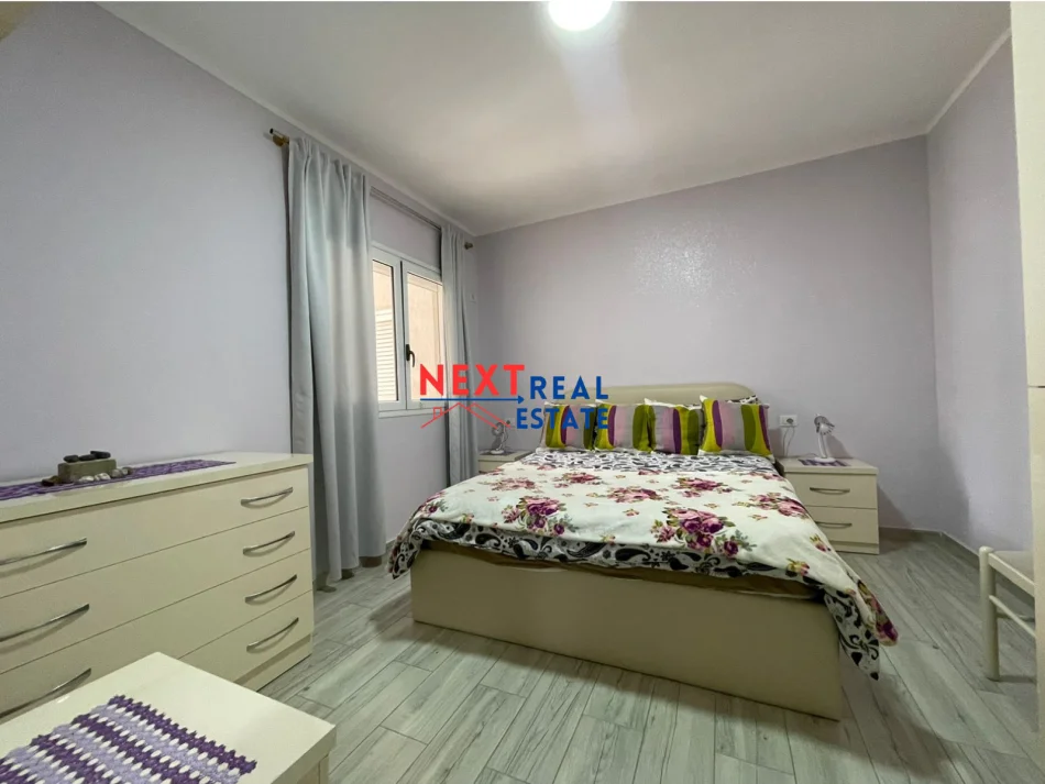 Vlore, jepet me qera apartament 1+1+Ballkon , 500 € 