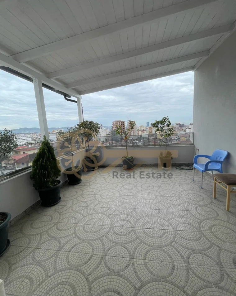 Tirane, shitet apartament 3+1+Ballkon Kati 5, 164 m² 280.000 € (Rr Arkitekt Sinani)