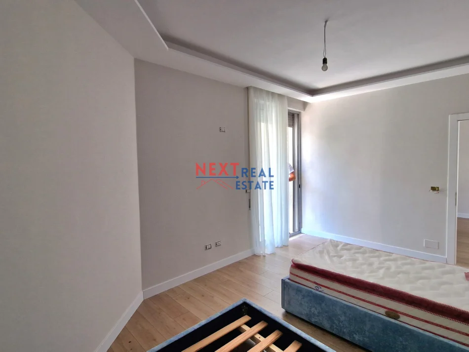 Vlore, shitet apartament 2+1+Aneks+Ballkon Kati 7, 122 m² 290.000 € (LUNGOMARE)