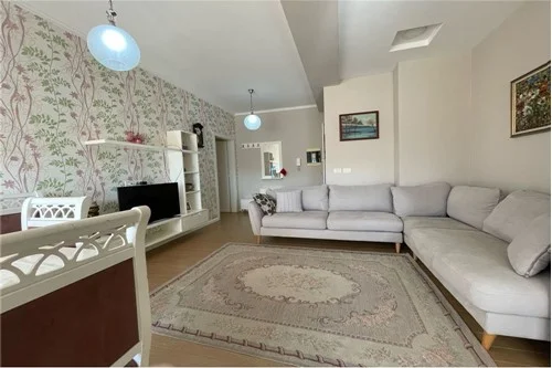 Tirane, jepet me qera apartament 2+1 Kati 5, 105 m² 750 € (Vasil Shanto)