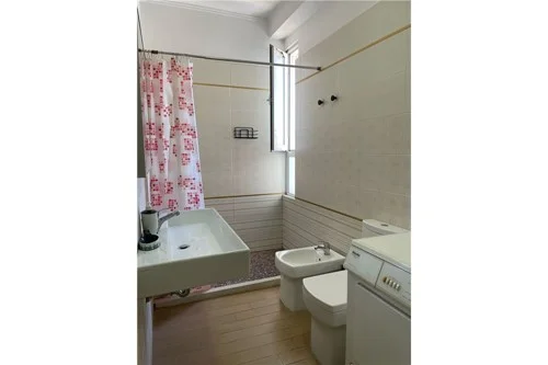 Tirane, jepet me qera apartament 2+1 Kati 5, 105 m² 750 € (Vasil Shanto)