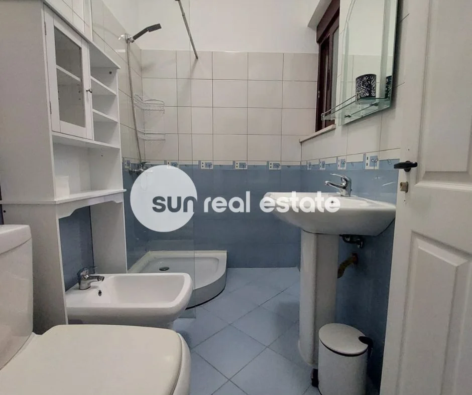 Shkoder, jepet me qera apartament 3+1+Ballkon Kati 3, 96 m² (PARRUCE, SHKODER)