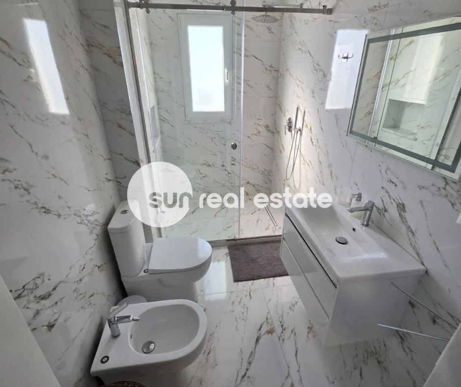 Shkoder, jepet me qera apartament 2+1 Kati 3, 73 m² (AFER VARREZAVE KATOLIKE, SHKODER)