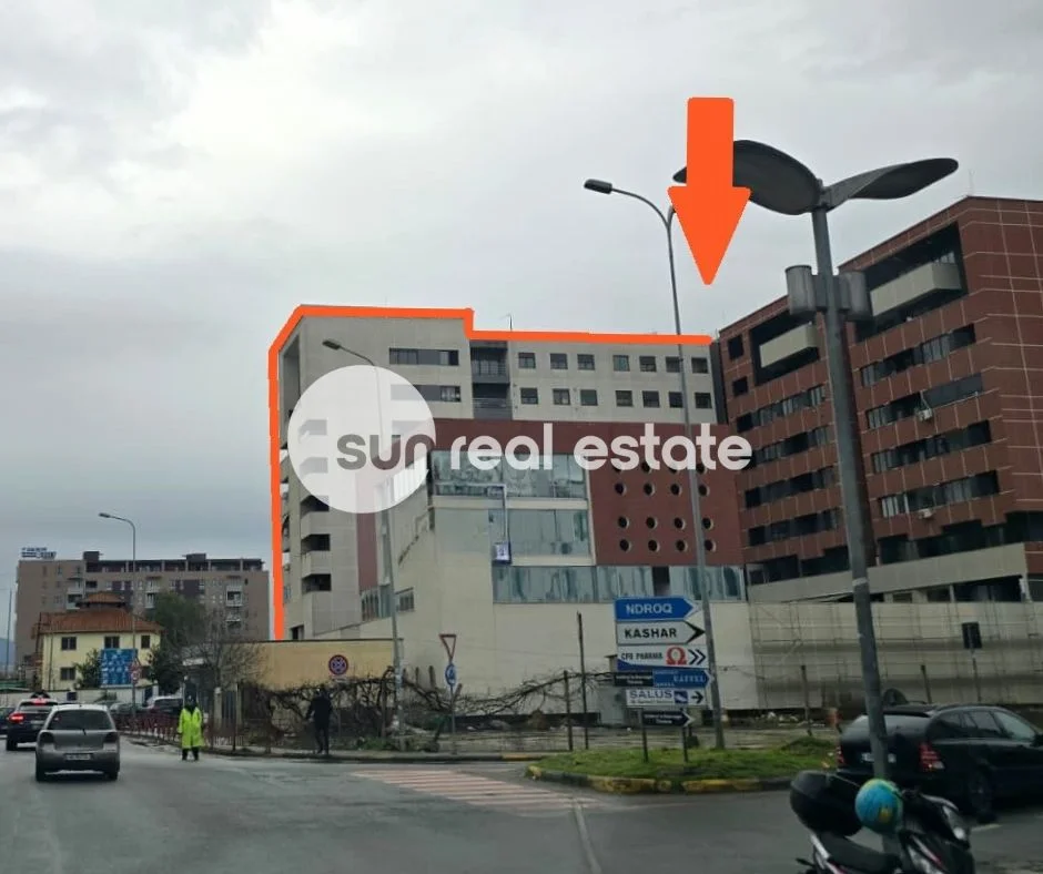 Tirane, shitet ambjent biznesi Kati 9, 202 m² (Mbikalimi I Kamzës)