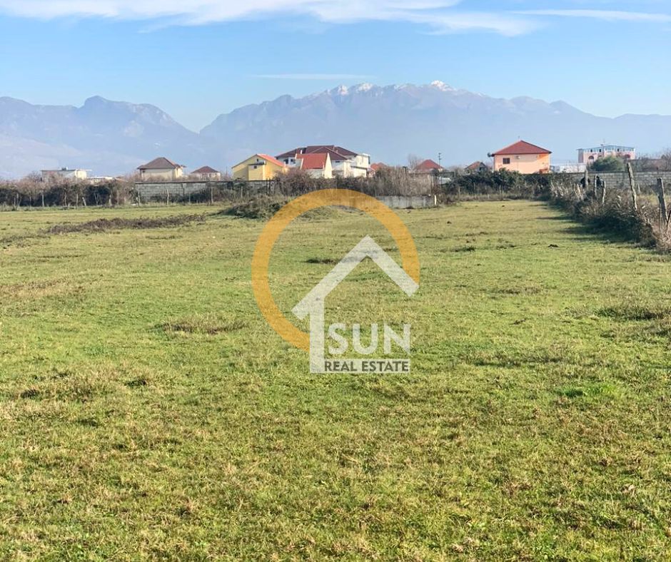 Shkoder, shitet toke , 4.000 m² 44.000 € (SHTOJ I RI)