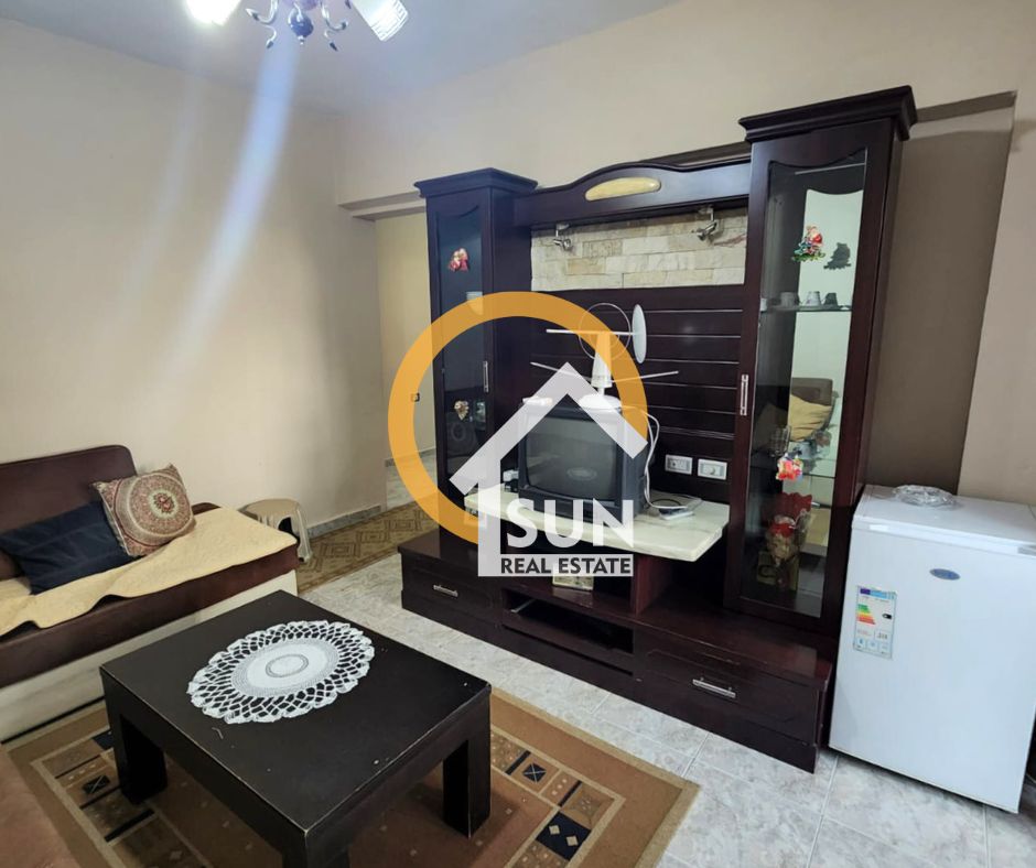 Shkoder, jepet me qera apartament 1+1+Ballkon Kati 3, 65 m² (MBRAPA TEATRI MIGJENI)