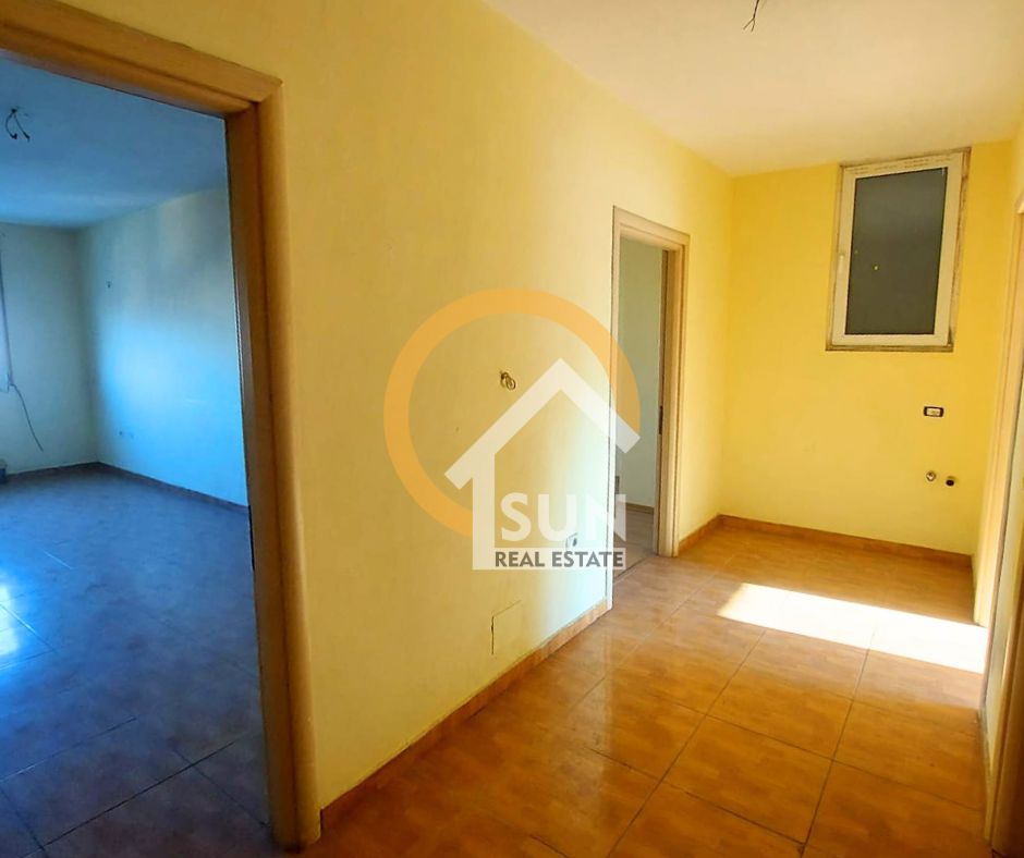 Shkoder, shitet 2+1+Ballkon Kati 6, 80 m² 104.000 € (SHESHI DEMOKRACIA)