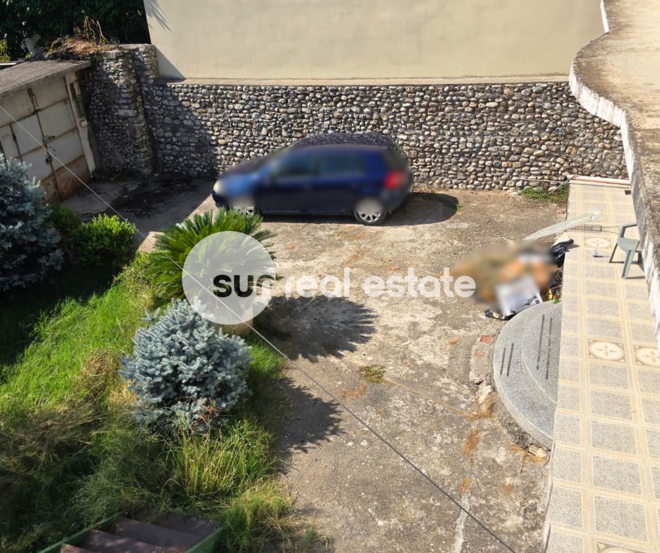 Shkoder, jepet me qera Vile 3 Katshe Kati 0, 367 m² 1.000 € (GJUHADOL)