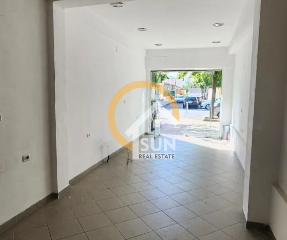 Shkoder, shitet ambjent biznesi Kati 0, 40 m² 80.000 € (rr. BULEVARDI SKENDERBEU)