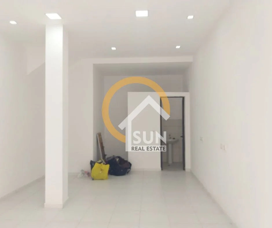 Shkoder, jepet me qera zyre Kati 0, 40 m² (ZDRALE)