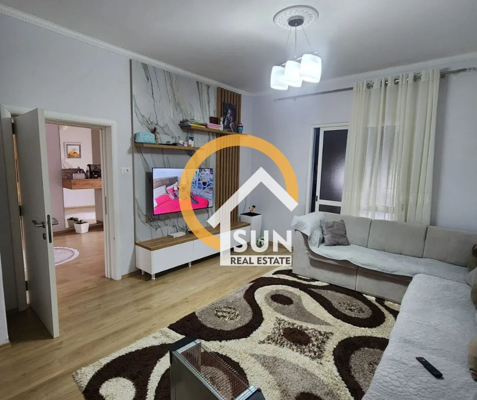 Shkoder, shitet Vile 2+1+Ballkon Kati 0, 1.000 m² 190.000 € (KIRAS, SHKODER)